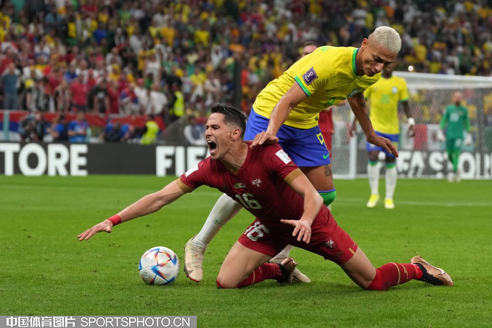 灰狼拆雙塔 灰狼拆雙塔