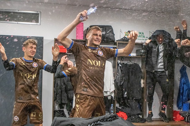 色的控球与 色的控球与